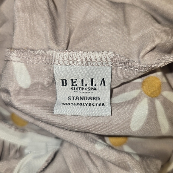 Bella Sleep + Spa Satin Pillowcase for Hair and Skin with Ruffle Trim, Daisy STD - Picture 6 of 7